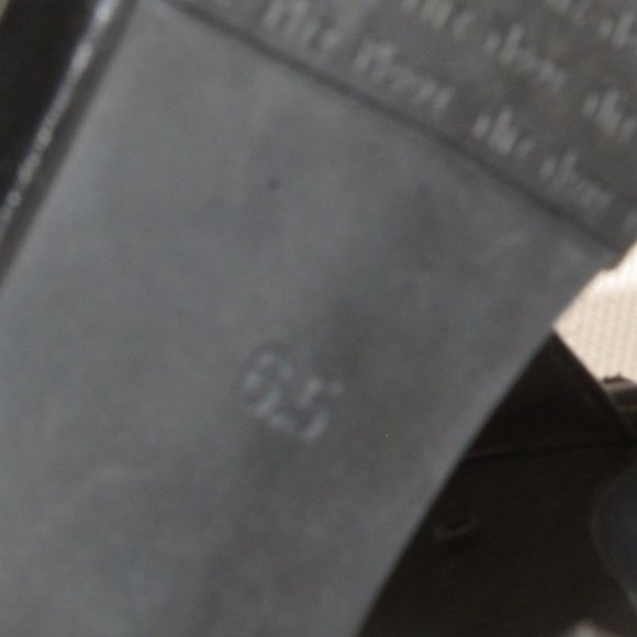 Miz Mooz Sailor Black Leather T-Strap Heels Sz 6.5 - Picture 11 of 12